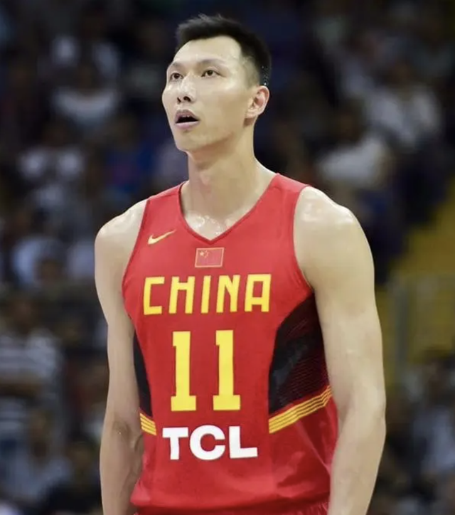 易建聯(lián)最新情況，籃球巨星的新征程