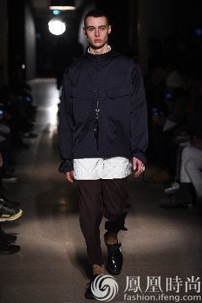 探索時(shí)尚前沿，2017春季新款男裝潮流指南